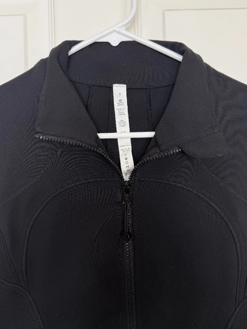 Lululemon Black Define jacket Luon Size 8